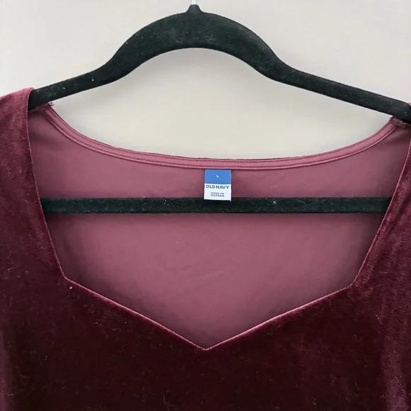 NWT Old Navy Women’s Velvet Long Sleeve Top, Size Large - Picture 4 of 7